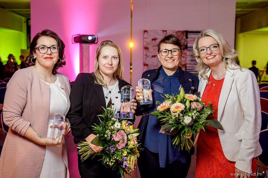 adelie_award