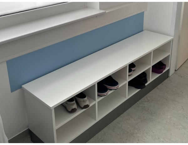 Anlehnschutz für die Schuhbank