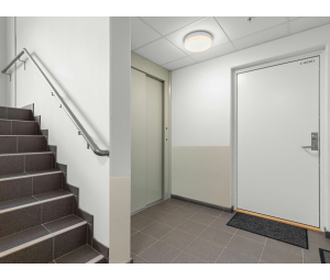 Kantenschutz Fahrstuhleingang